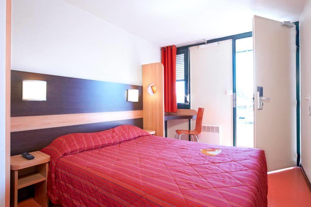 Premiere Classe Villejust Exterior foto